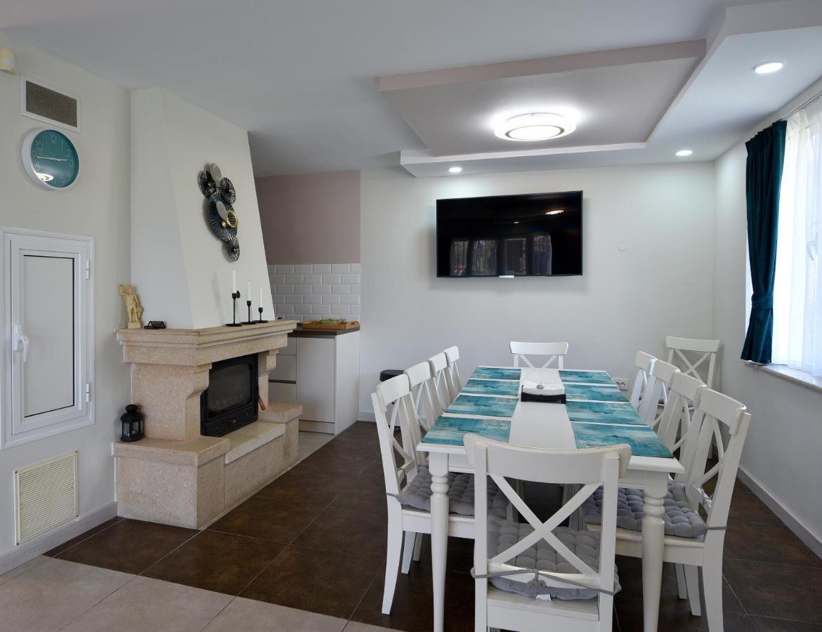 Villa Holiday บัลชิค ภายนอก รูปภาพ
